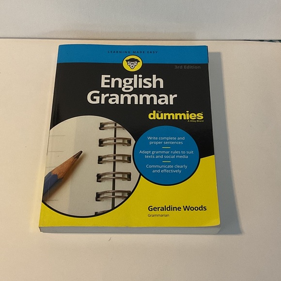 English Grammar For Dummies Book - Picture 1 of 4